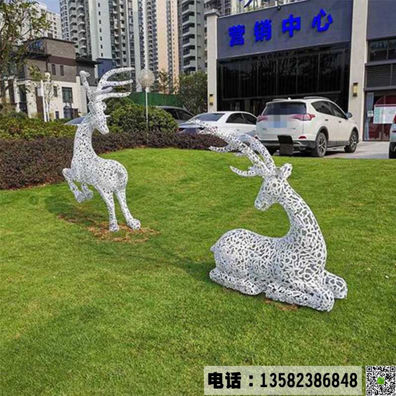 不锈钢镂空鹿定做.JPG