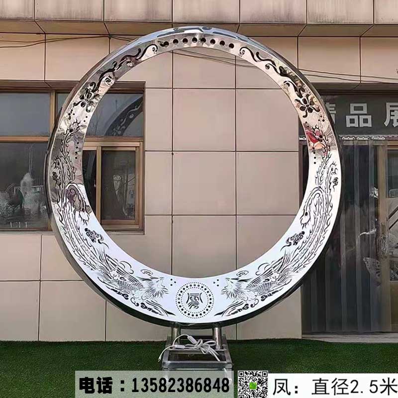 不锈钢月亮雕塑加工定制.JPG